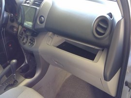 2006 TOYOTA RAV4, SILVER, LIMITED MODEL, 2.4L, AT, AWD.   Z26505